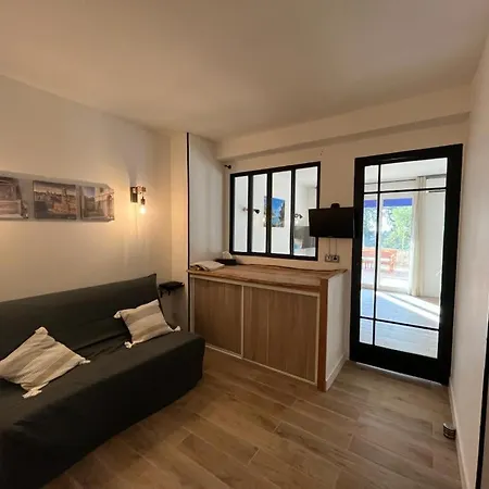 Apartment Entre Terre Et A Cassis